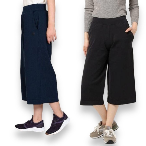 New Balance Wide Leg Crop Pants Thick Knit High Rise Pockets Retro Black Medium - Picture 1 of 8